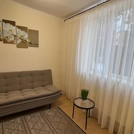 Apartment Flat Near The Sea *